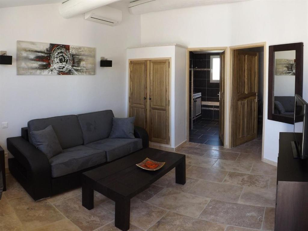 Mas Dansavan Chambres D'Hotes Oppède Exterior foto